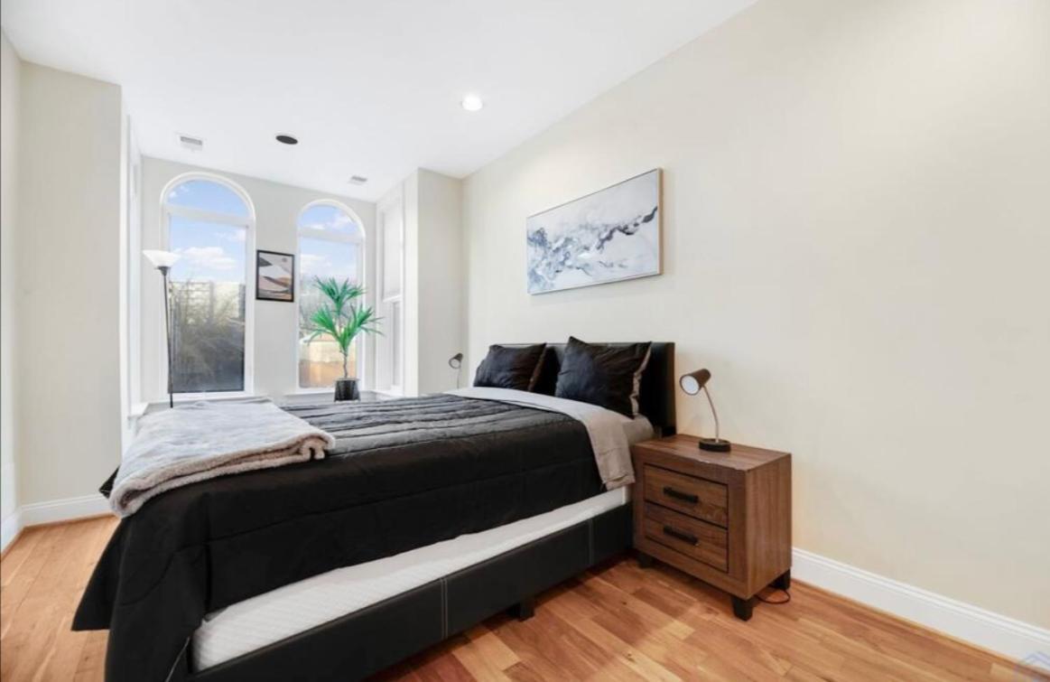 לינה וארוחת בוקר וושינגטון Capital Hill Retreat מראה חיצוני תמונה