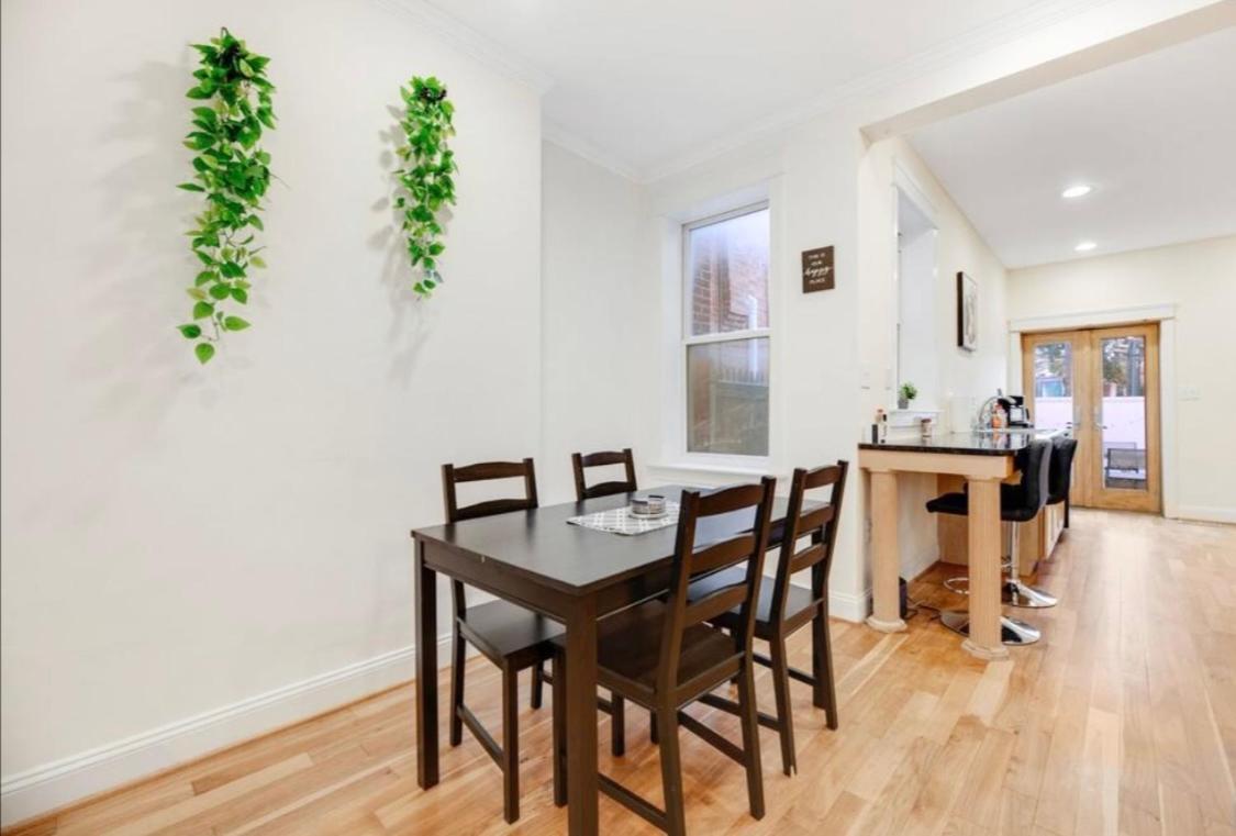 לינה וארוחת בוקר וושינגטון Capital Hill Retreat מראה חיצוני תמונה
