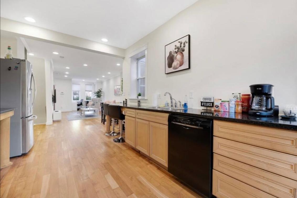 לינה וארוחת בוקר וושינגטון Capital Hill Retreat מראה חיצוני תמונה
