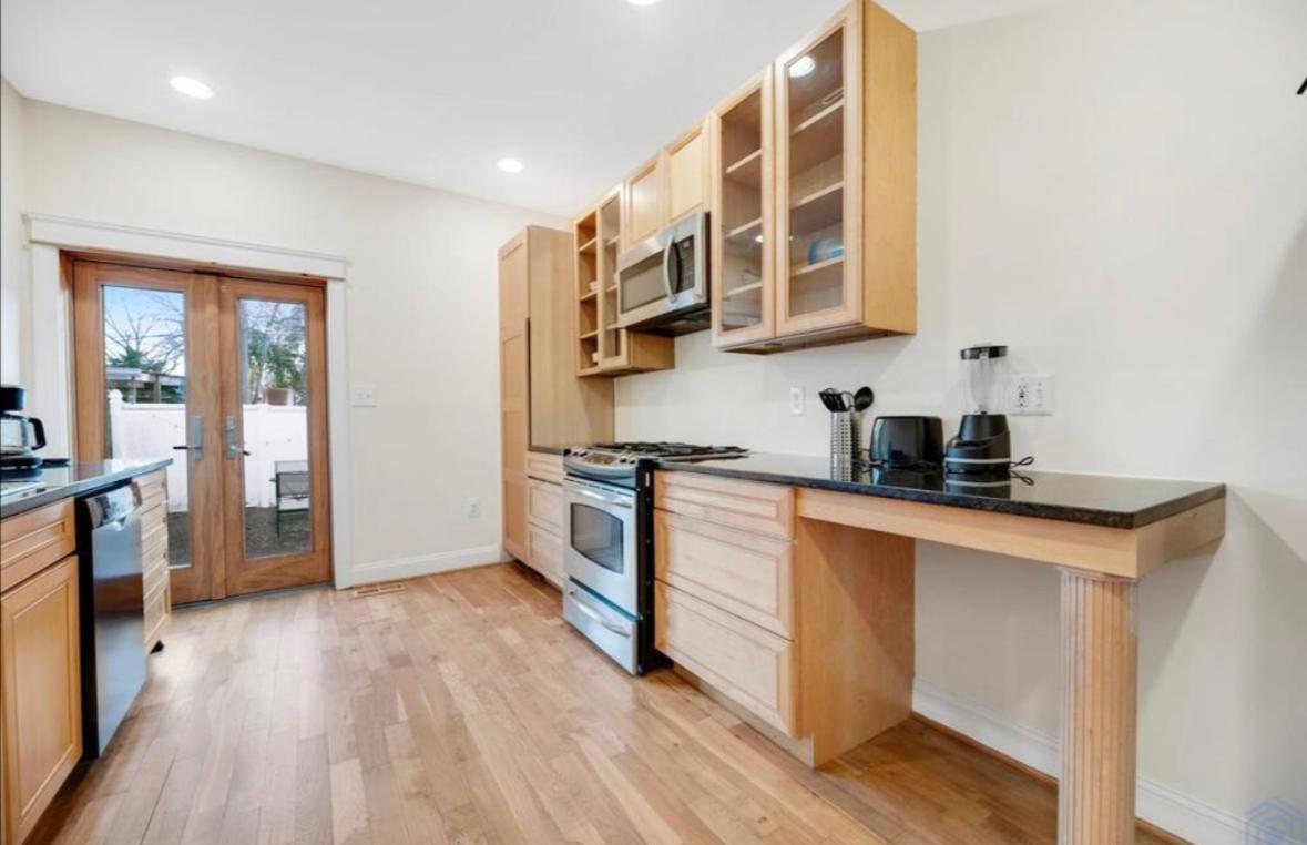 לינה וארוחת בוקר וושינגטון Capital Hill Retreat מראה חיצוני תמונה